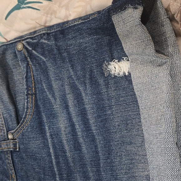 ALMOST FAMOUS Low Rise Distressed Boyfiend Denim Shorts - Picture 8 of 10